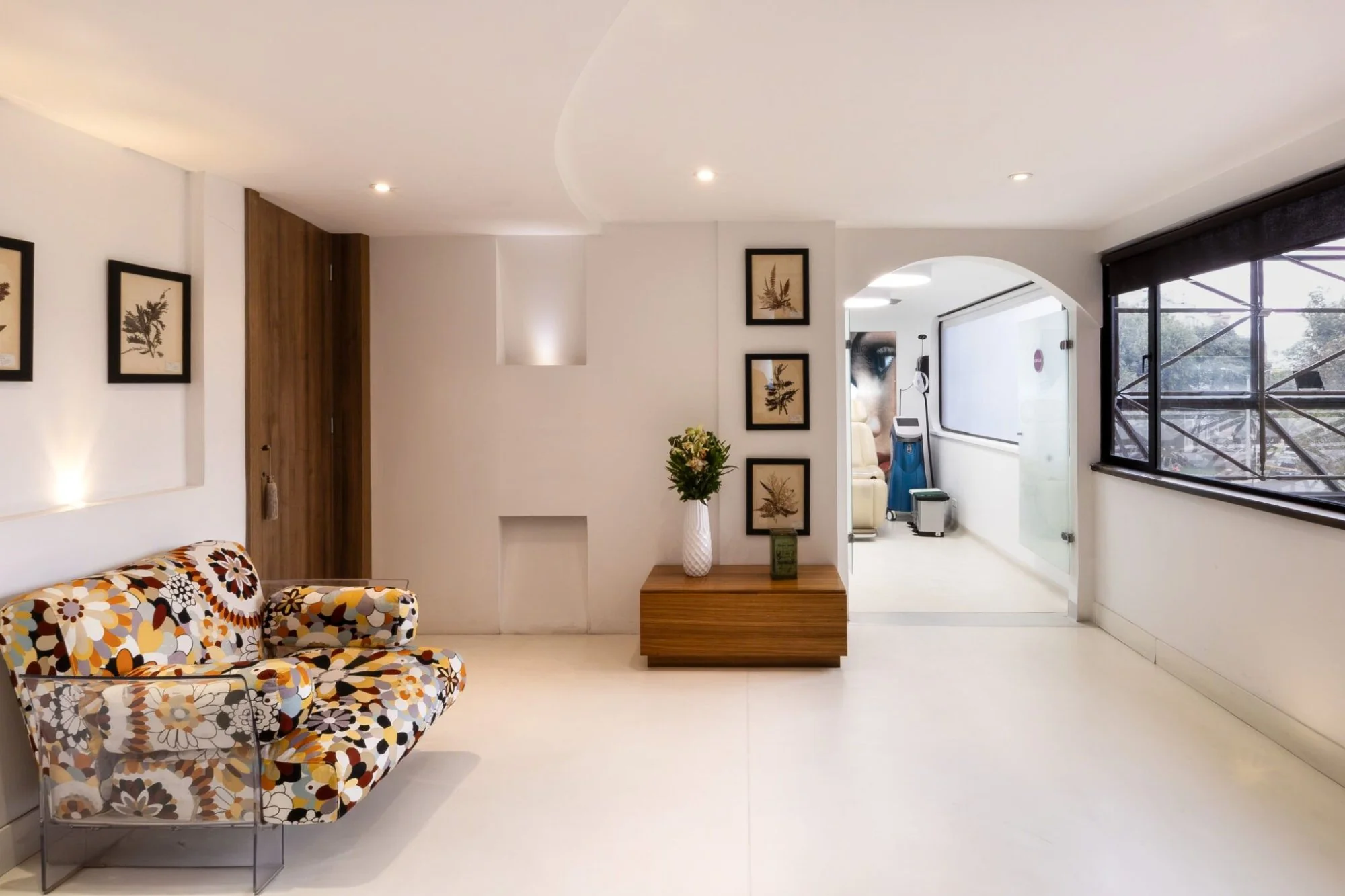 Amaya Hair Clinic interior — modern hair transplant clinic in Bogotá, Colombia
